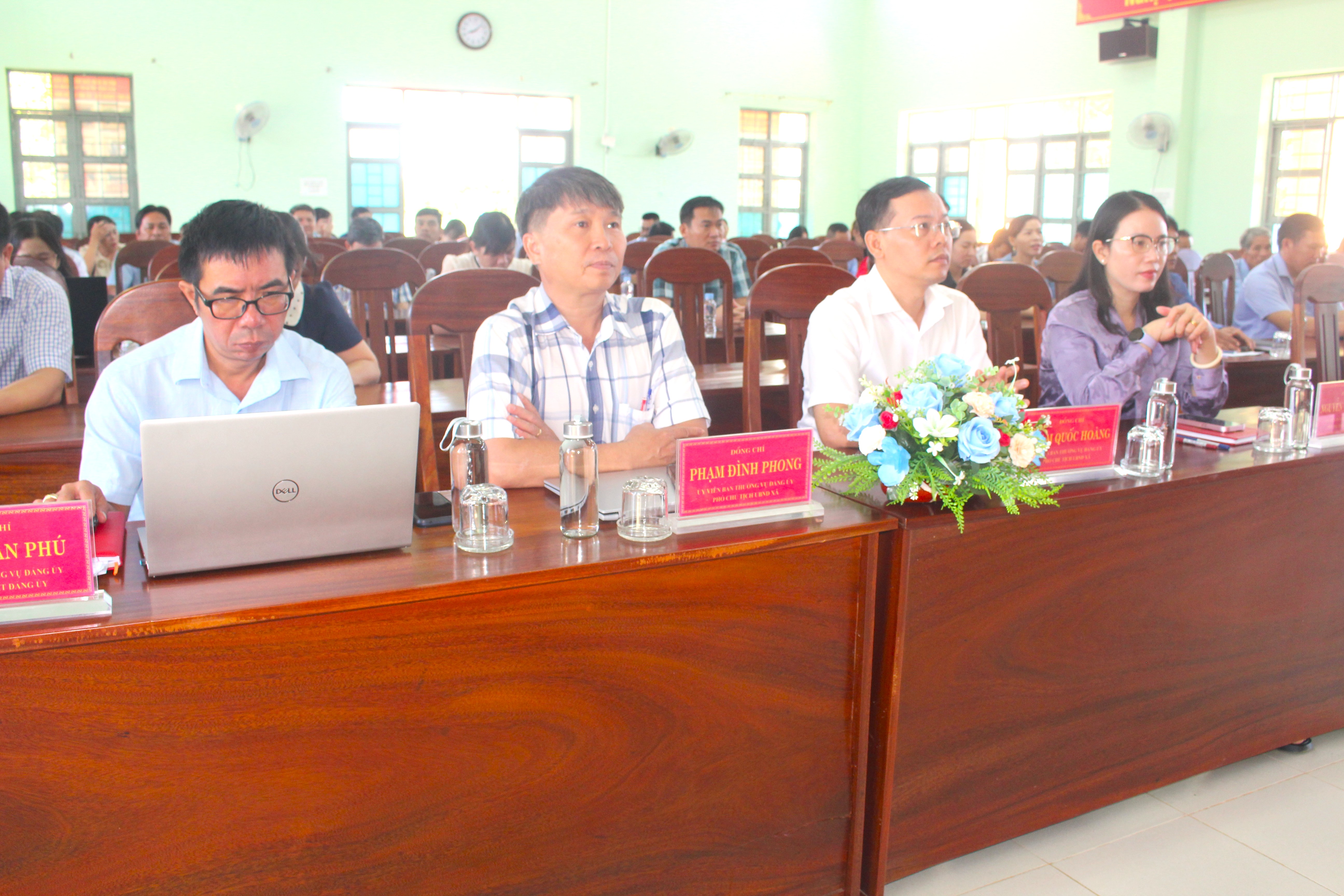 Xã Vân Hòa kết nối trực tuyến Hội nghị toàn quốc nghiên cứu, học tập Nghị quyết Hội nghị lần thứ ba