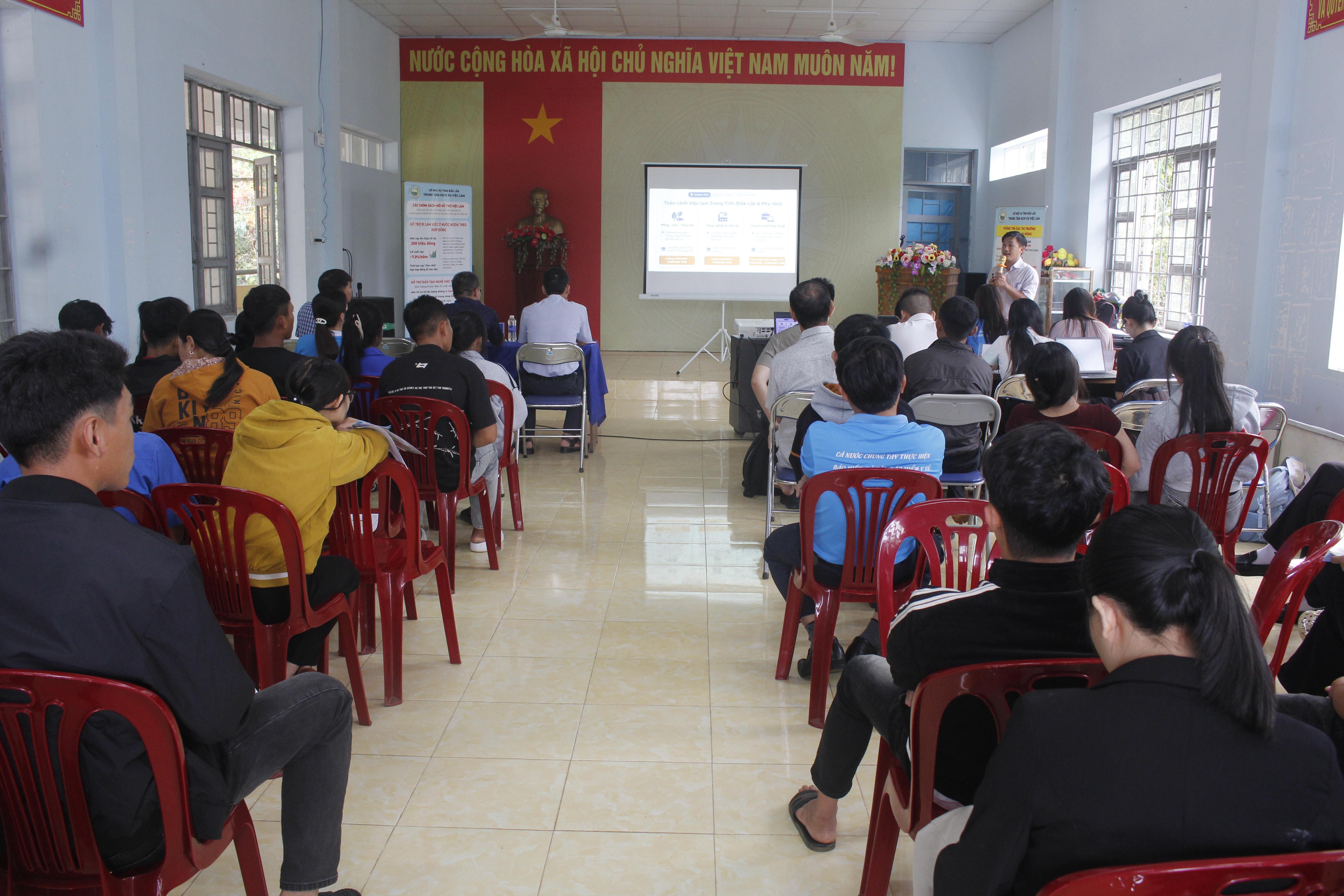 Xã Vân Hòa phối hợp tổ chức phiên giao dịch việc làm năm 2026