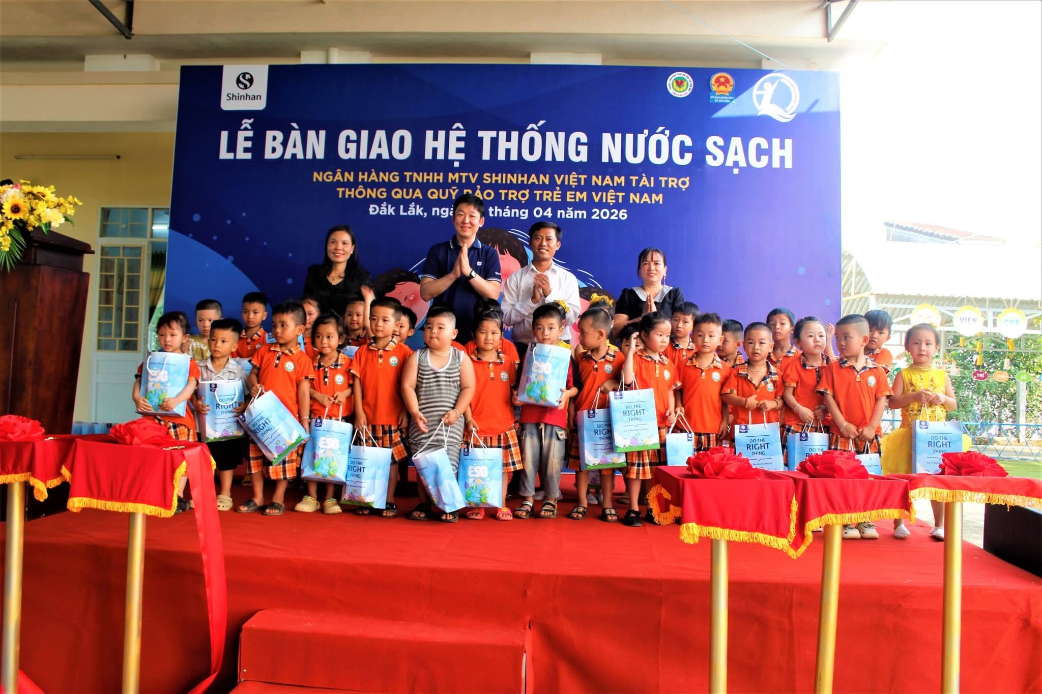 672006194-122185471664932175-6904551734776394697-n