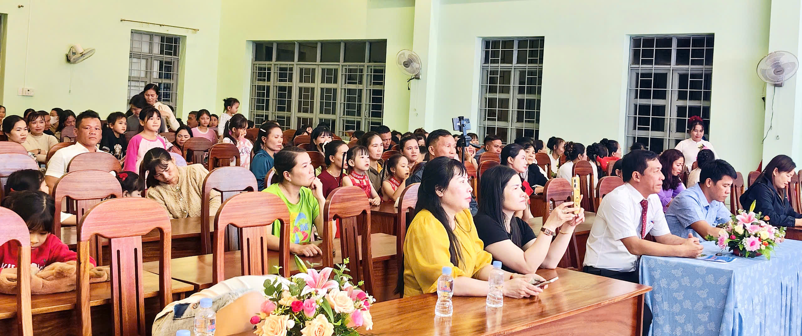 z7124859656070_f727fcaf35631f9fb51115c2e0a6ed6b