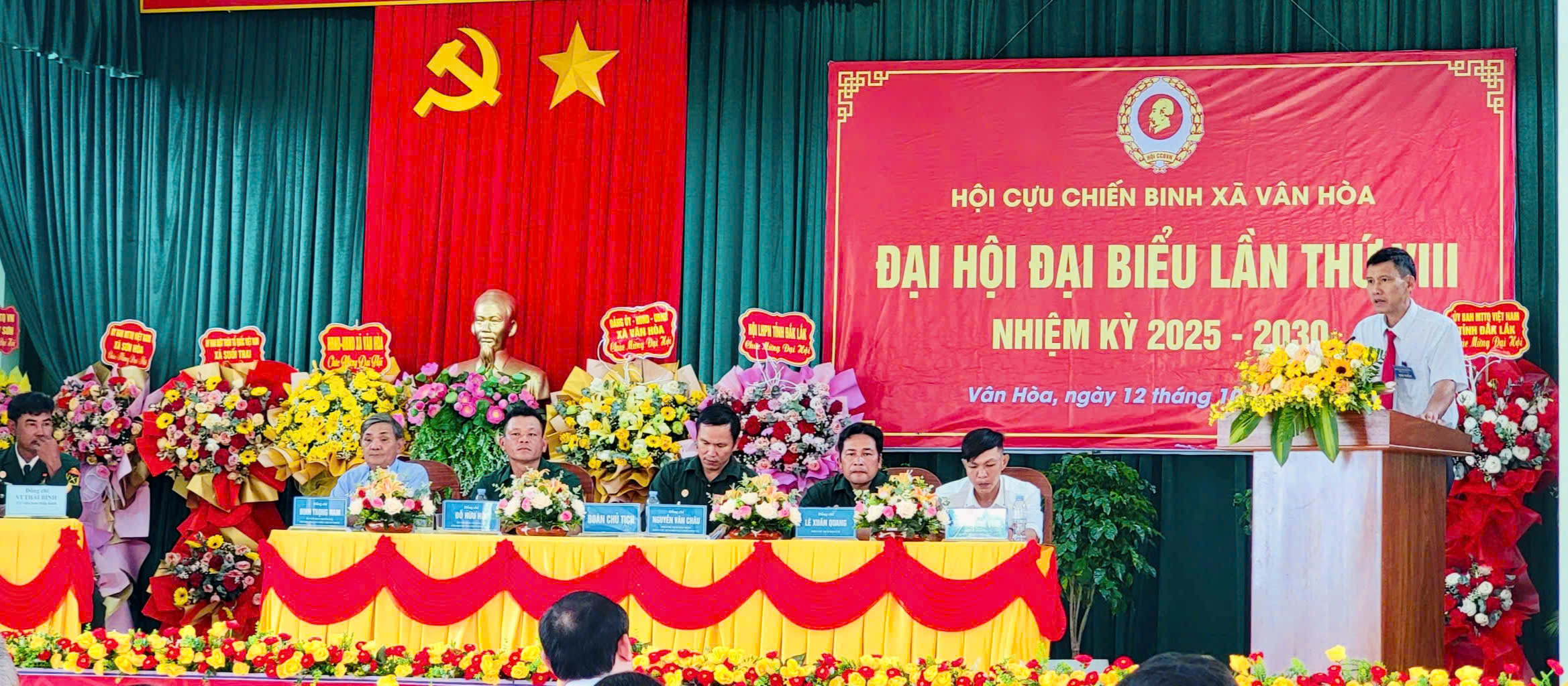 z7107910211750_9f98307289a75a50f488a4872d5fdeb1