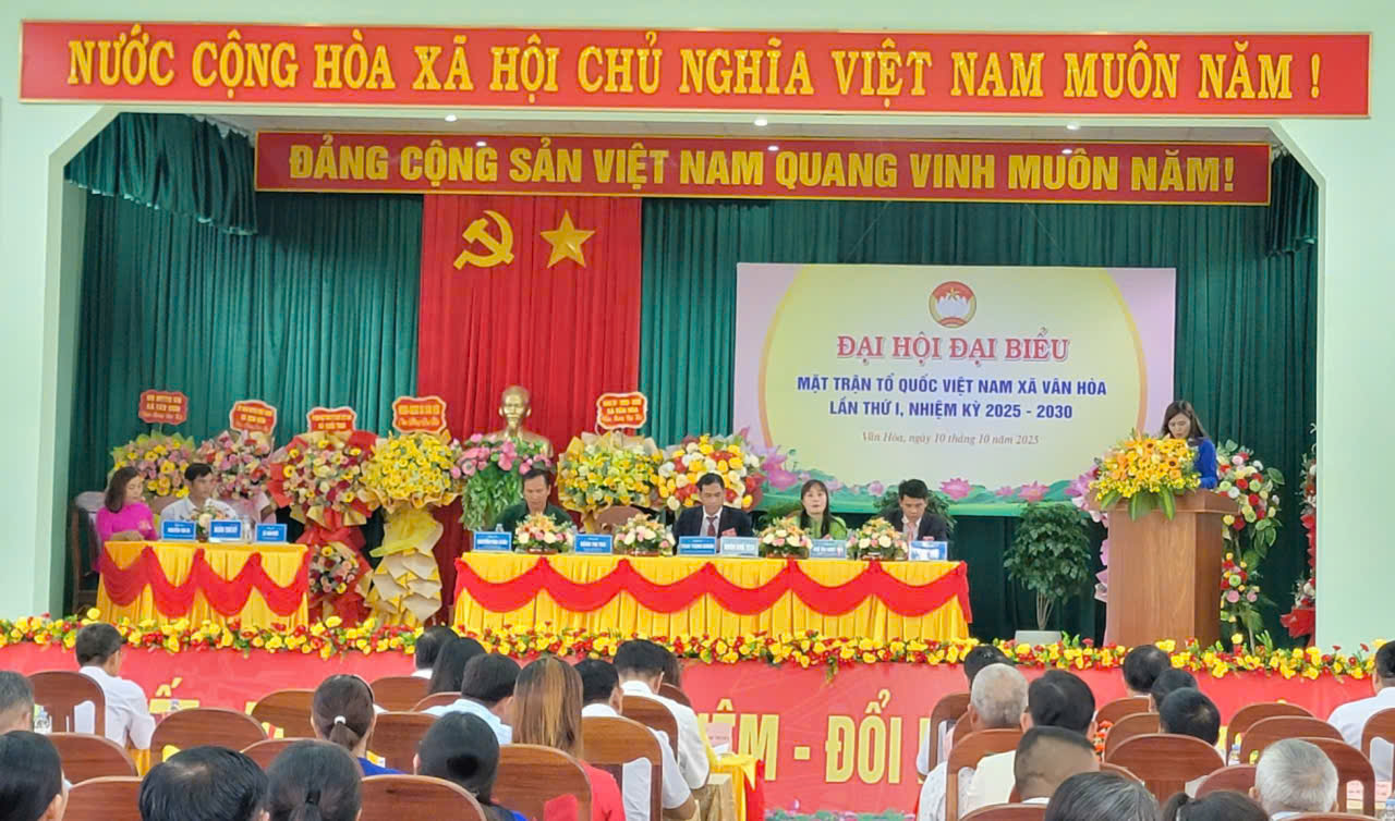 z7102634446669_2bc282c8f0e55f9732f1357665b5ee7d