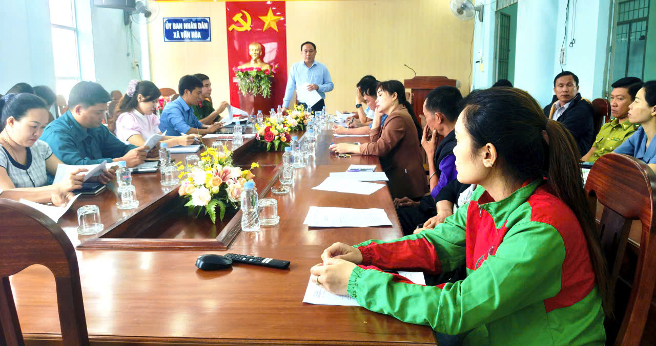 BAN CHỈ HUY PHÒNG THỦ DÂN SỰ XÃ VÂN HÒA HỌP TRIỂN KHAI, ĐÁNH GIÁ TÌNH HÌNH VÀ PHÂN CÔNG NHIỆM VỤ