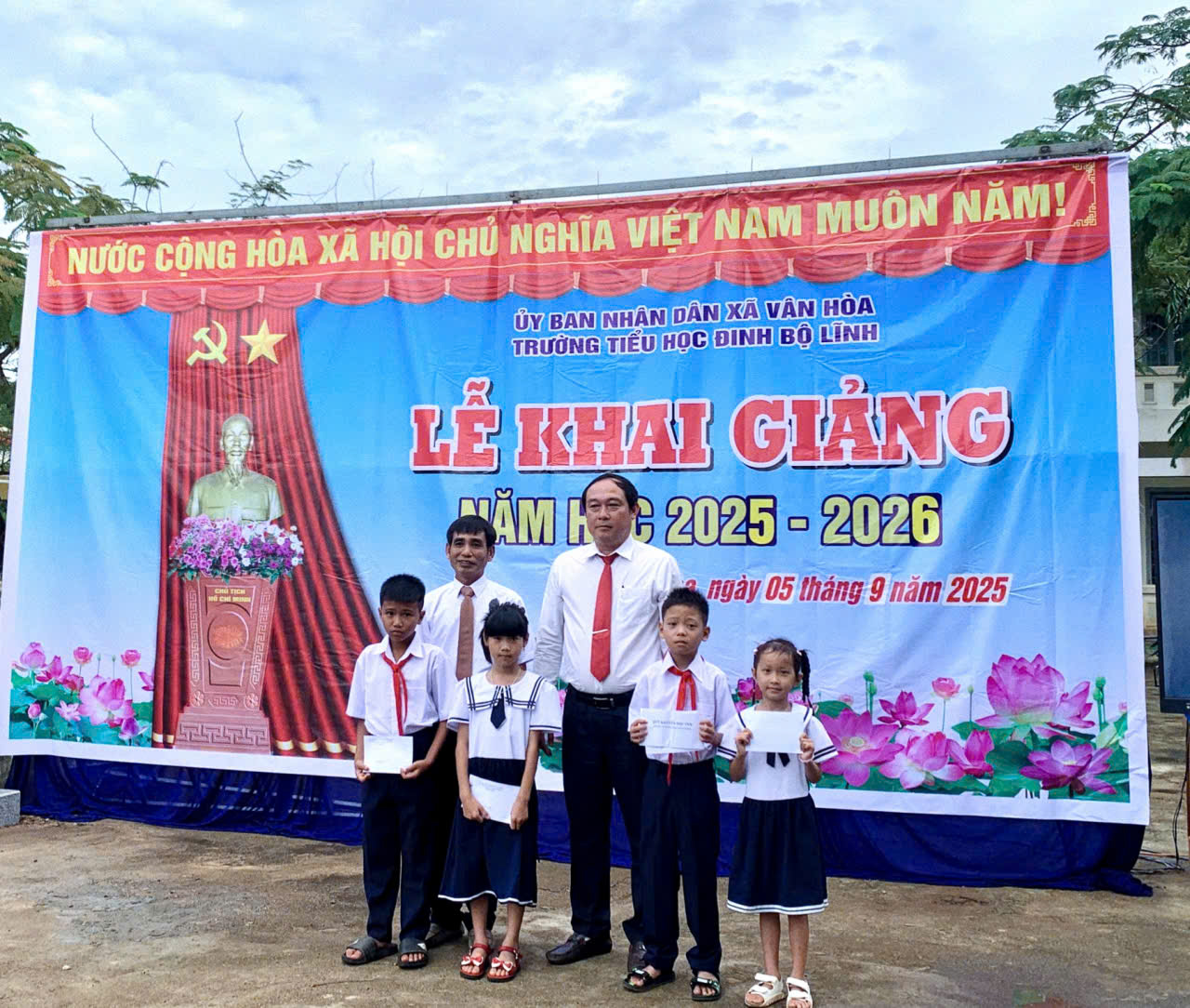 z6991843508498_375135417f3ef36c2d6ac3be6f944dca