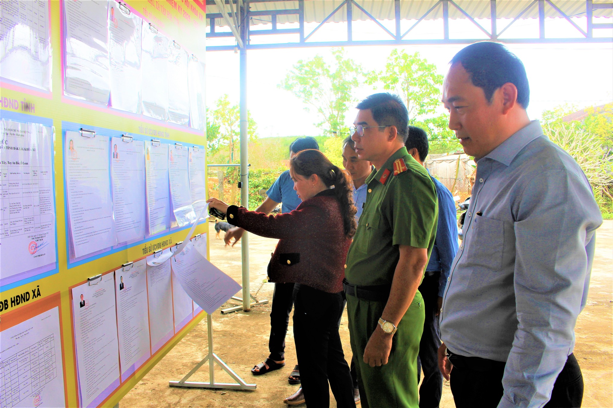 CÔNG TÁC CHUẨN BỊ CHO NGÀY HỘI NON SÔNG – BẦU CỬ ĐẠI BIỂU QUỐC HỘI KHÓA XVI VÀ ĐẠI BIỂU HỘI ĐỒNG NHÂN DÂN CÁC CẤP NHIỆM KỲ 2026 – 203