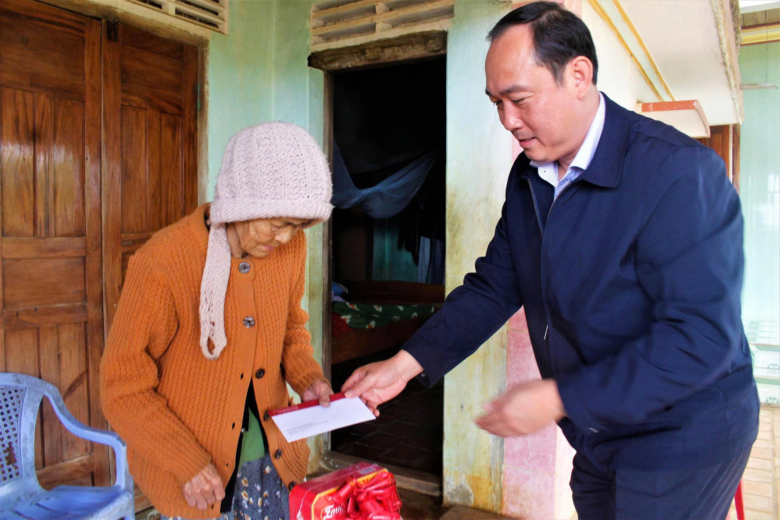 gen-h-z7522974274529-9512f4917a73c13d767db09d474ec802