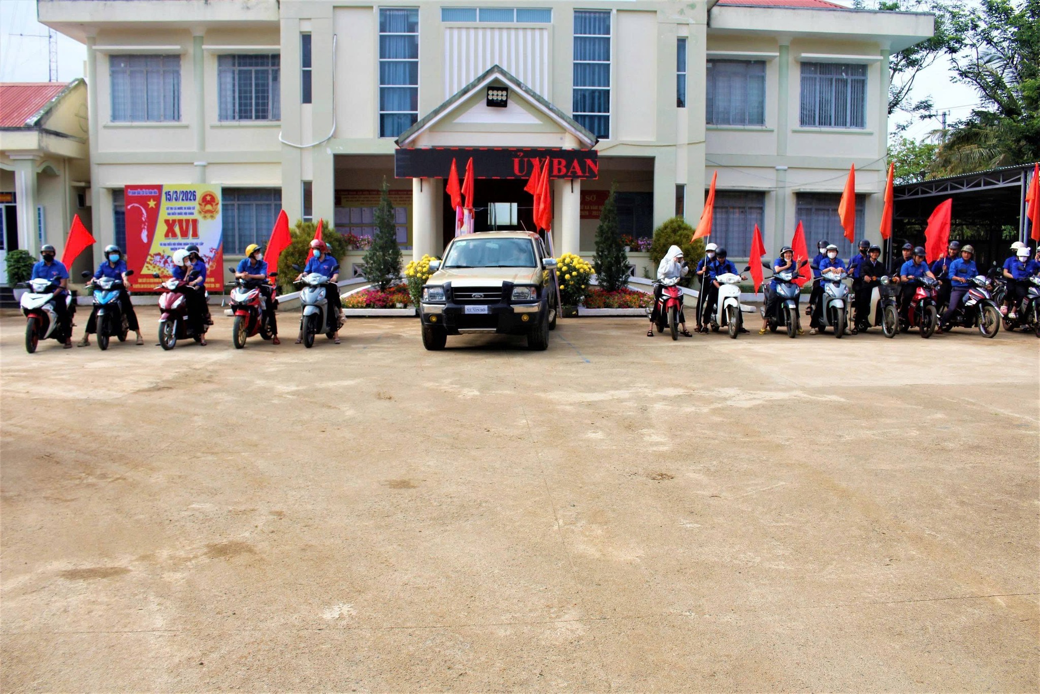 ĐOÀN VIÊN, THANH NIÊN XÃ VÂN HOÀ HƯỚNG VỀ NGÀY HỘI LỚN