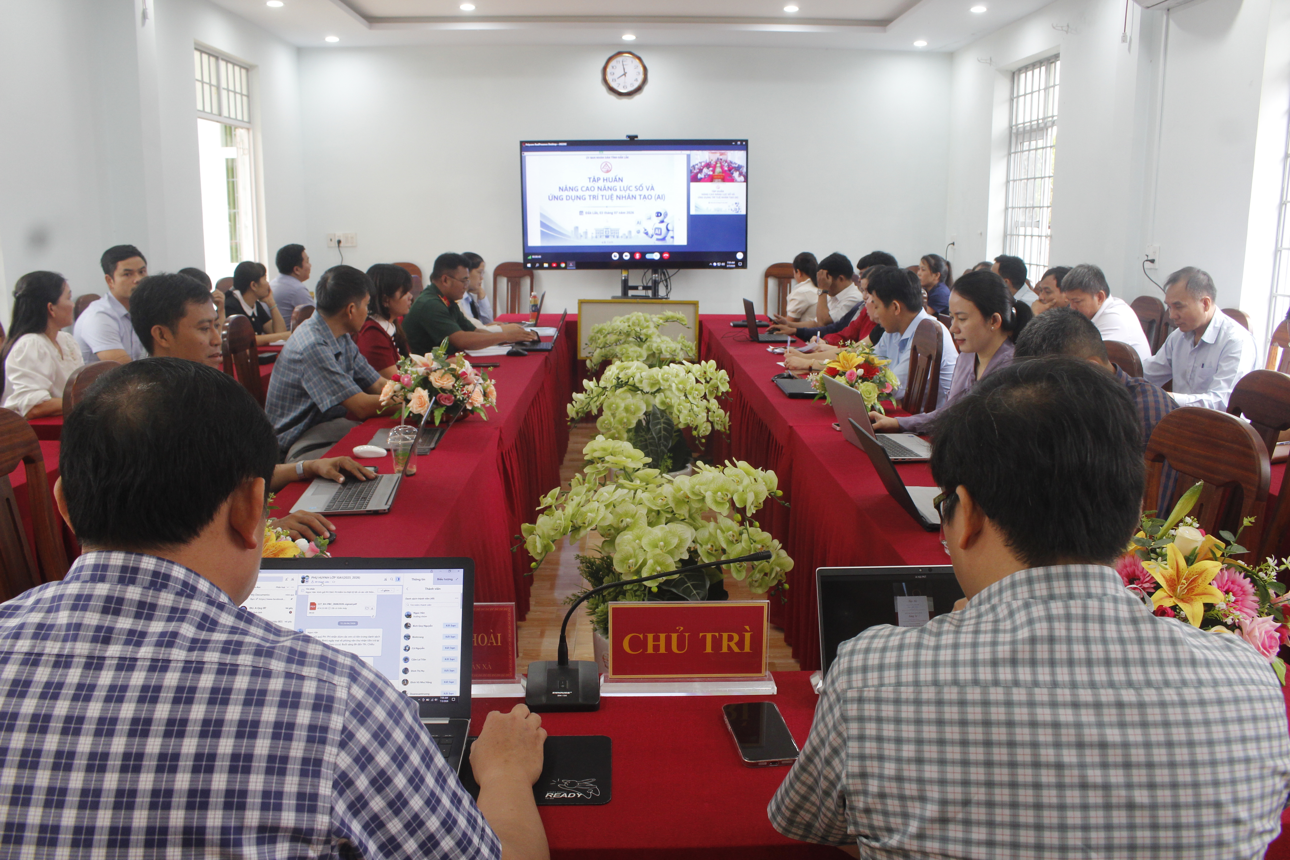 Xã Vân Hòa kết nối trực tuyến Hội nghị tập huấn nâng cao năng lực số và ứng dụng trí tuệ nhân tạo trong hoạt động công vụ