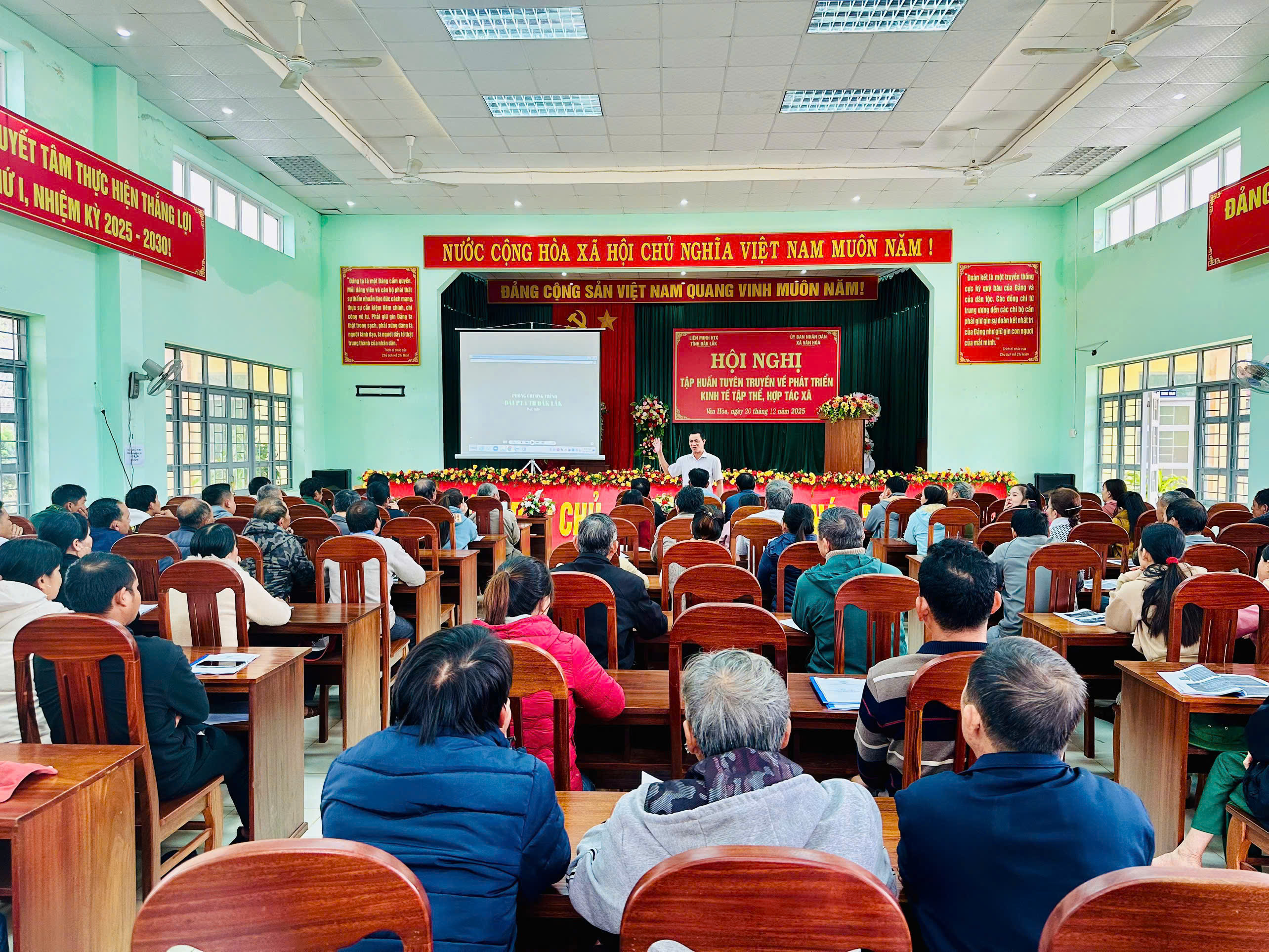 gen-h-z7367799373516_7230e709faf9498928f67be04ac1b245