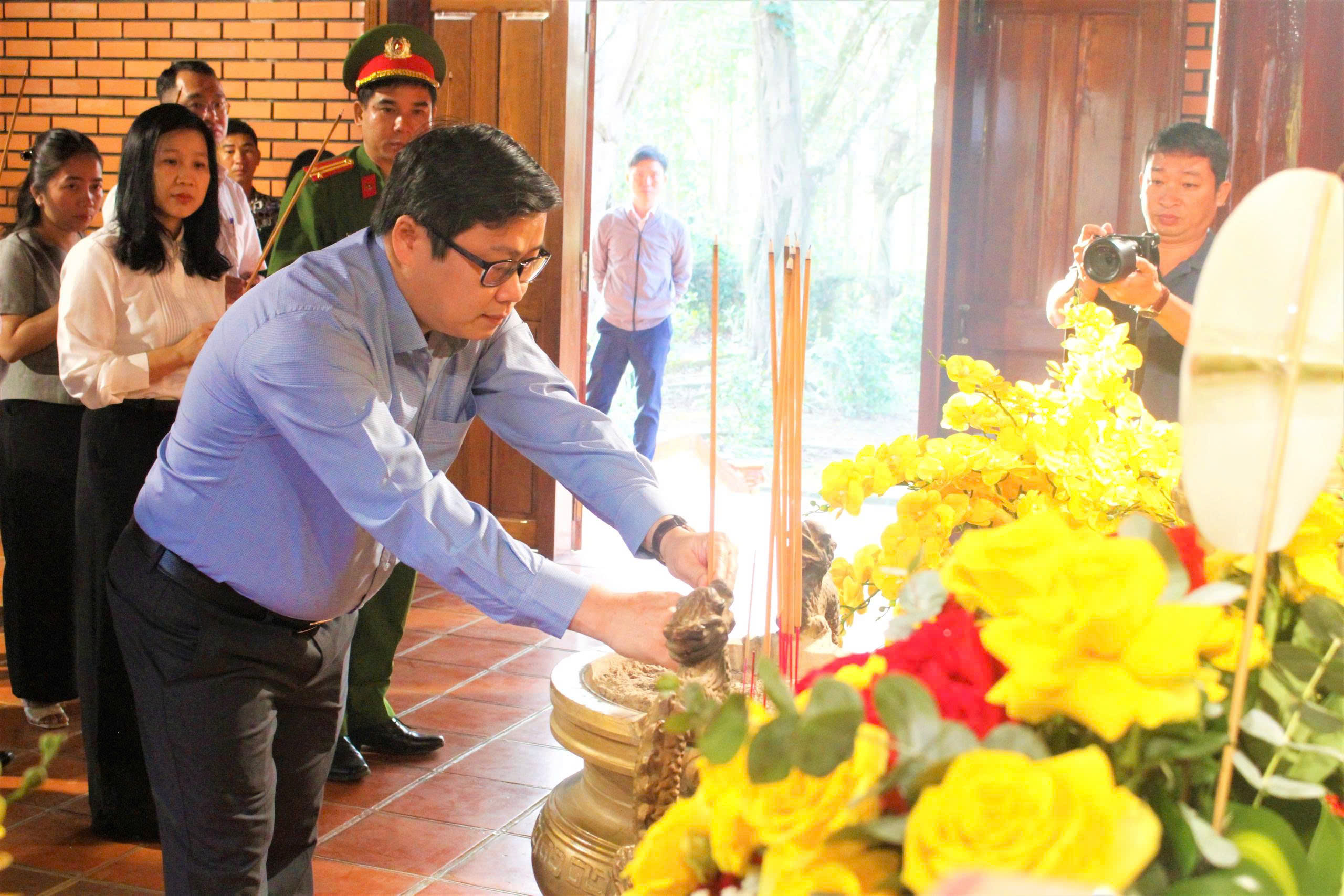 gen-h-z7577682800555-82a5eb5d512b70184cf783767ac728fa